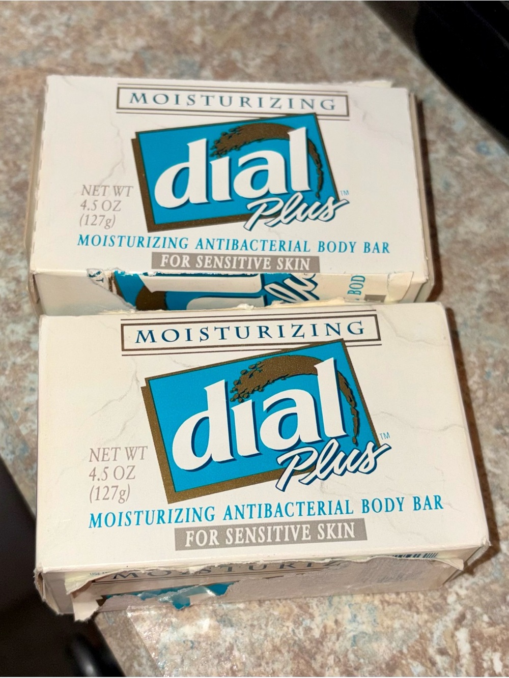 2 Vintage Dial Plus Moisturizing Antibacterial Bar 4.5oz SENSATIVE Skin. Sealed